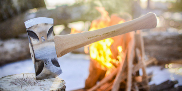 This Forged Steel Axe Pulls Double Duty For Any Outdoor Adventure