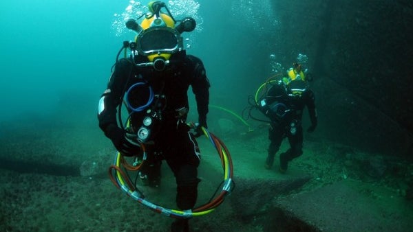 This Navy Diver’s Story Of Disorientation 190 Feet Down Is Full Of Nope