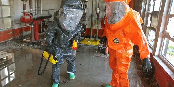 Report: Same Army Lab In Anthrax Scare Might Have Also Lost Small Amount Of Sarin