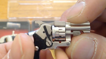 Here Are 5 Crazy Miniature Weapons That Can Really Kill