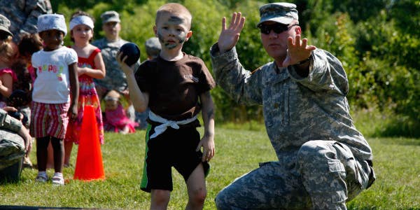 10 Military Skills That Make Service Members Amazing Parents