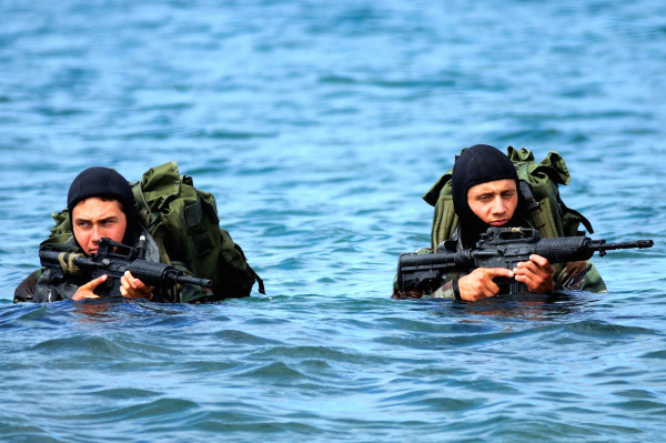 A Navy SEAL’s Guide To Dominating Hide-And-Seek
