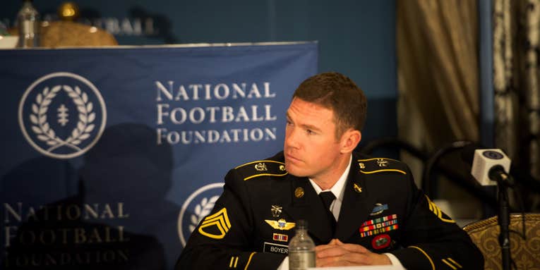 10 questions only a veteran would ask Green Beret-turned-football legend Nate Boyer