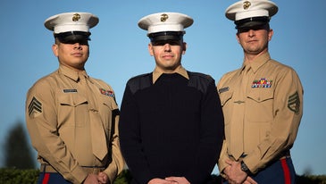 UNSUNG HEROES: Marine Recruiters Use MCMAP To Stop Robber, Still Keep Dress Blues Clean