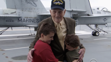 A WWII Vet Helped 2 Children Fall In Love With History Aboard A Retired Navy Ship
