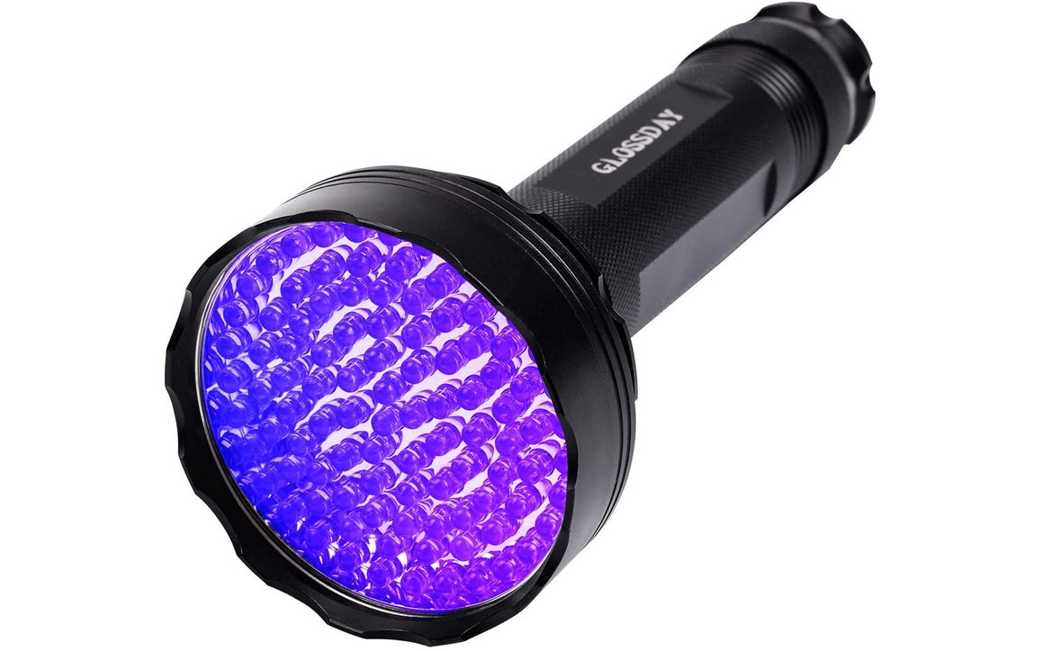 Glossday UV Flashlight