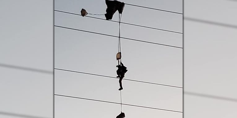 These photos of a paratrooper caught in high voltage power lines are my worst f’ing nightmare