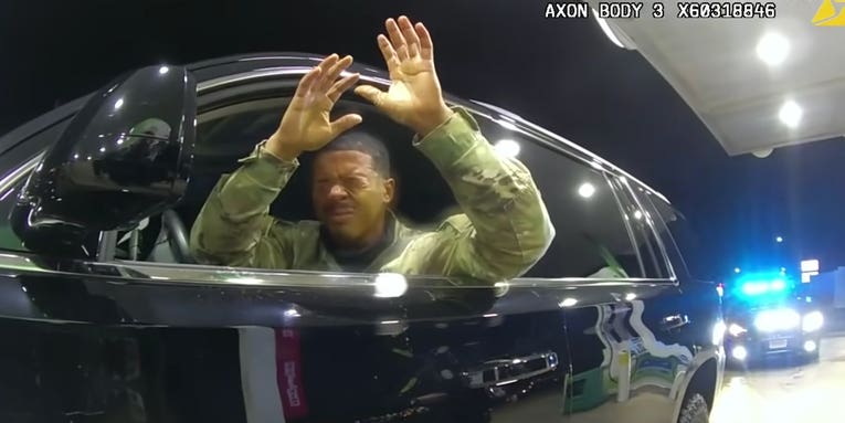 Cop fired after pepper-spraying unarmed Army lieutenant during traffic stop