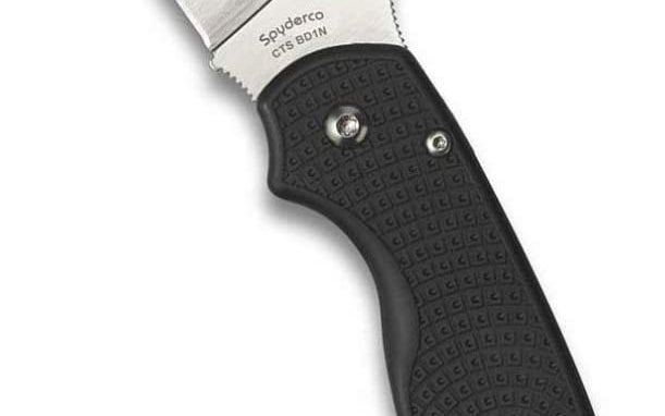 Spyderco Para 3 Lightweight Signature Folding Knife