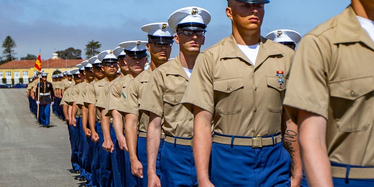 How to become a US citizen through military service