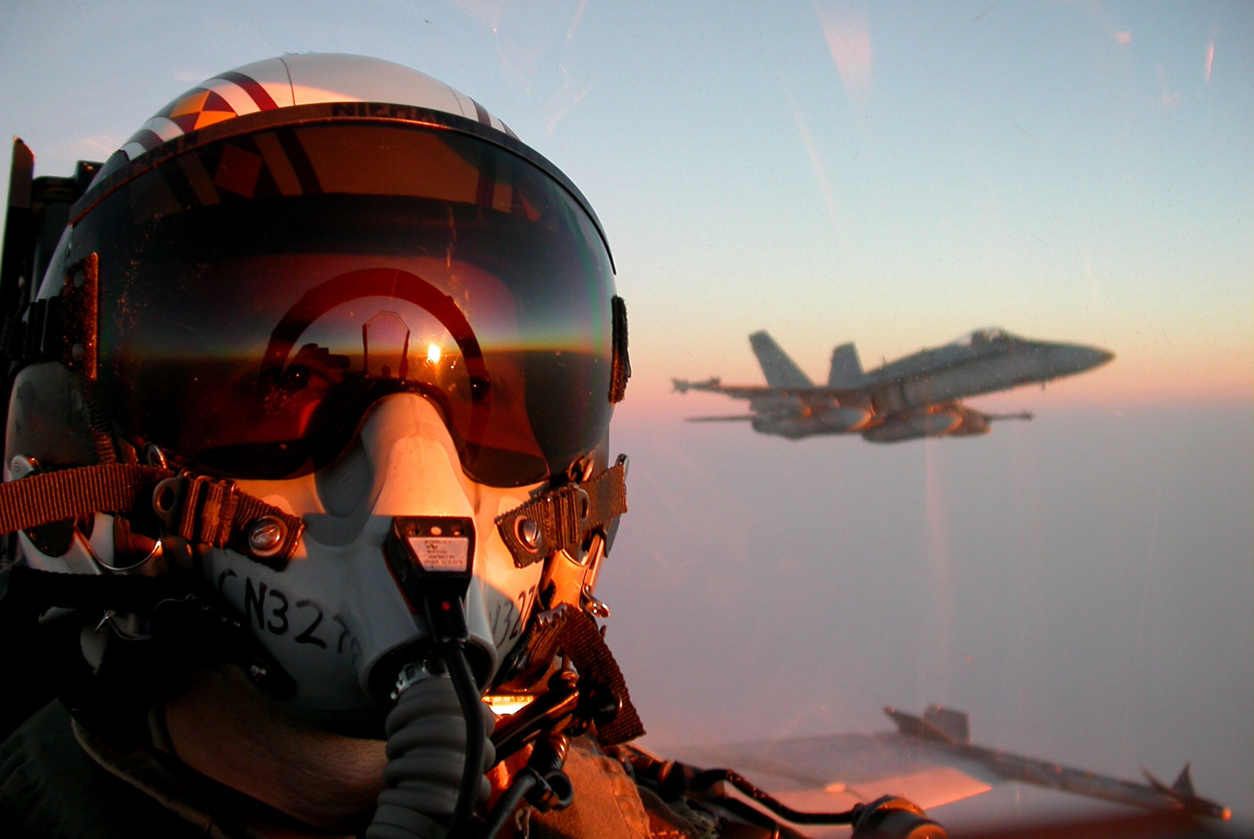 Marine Corps throws cold water on fighter jet rides for reenlistment