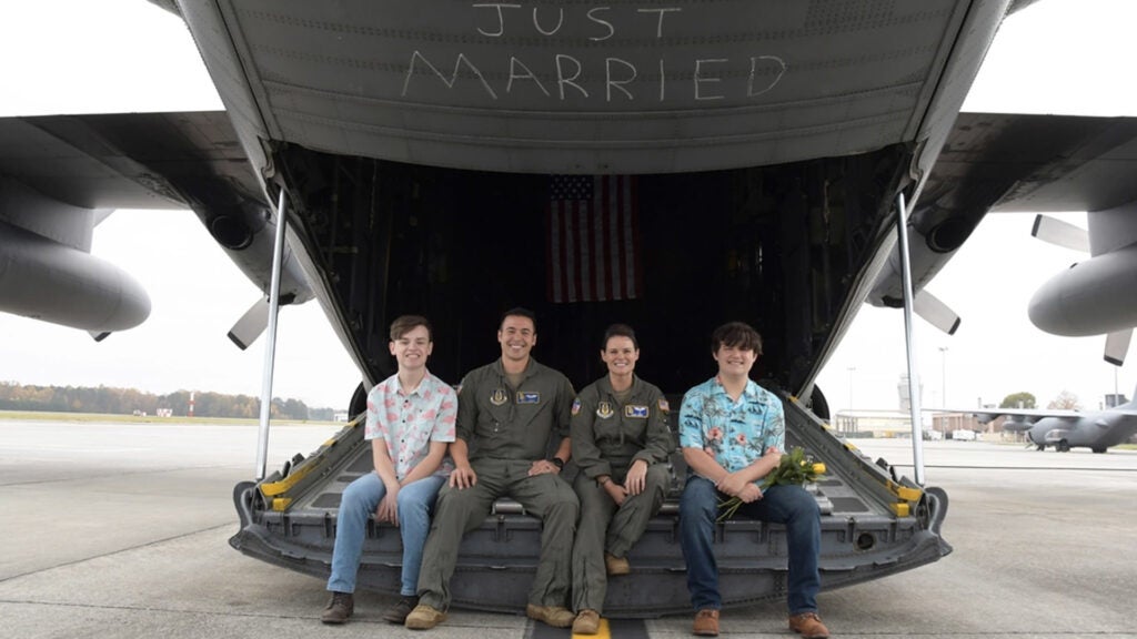 An Air Force tech sergeant just got married in the back of a C-17 cargo jet