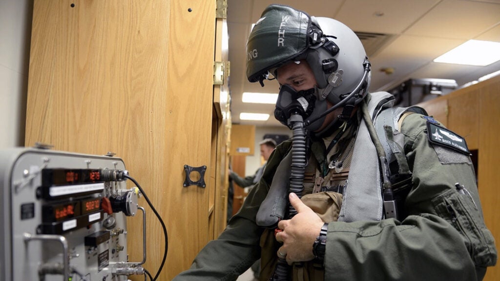 This might replace the hot, uncomfortable helmet Air Force pilots have worn since the 1980s