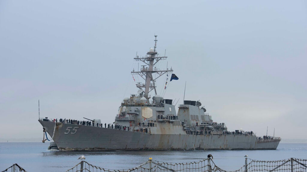 NORFOLK, Va. (Oct. 12, 2020) USS Stout (DDG 55) returns to the ship’s home port at Naval Station Norfolk. The return marked the end of a nine-month deployment to U.S. 2nd, 5th, and 6th Fleet areas of operation. (U.S. Navy photo by Mass Communication Specialist 1st Class Jason Pastrick / Released)
