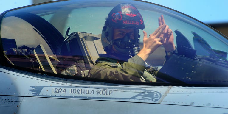 ‘Sidewalk,’ ‘Terminally Stupid,’ and ‘Meatloaf’ — How military pilots get their call signs