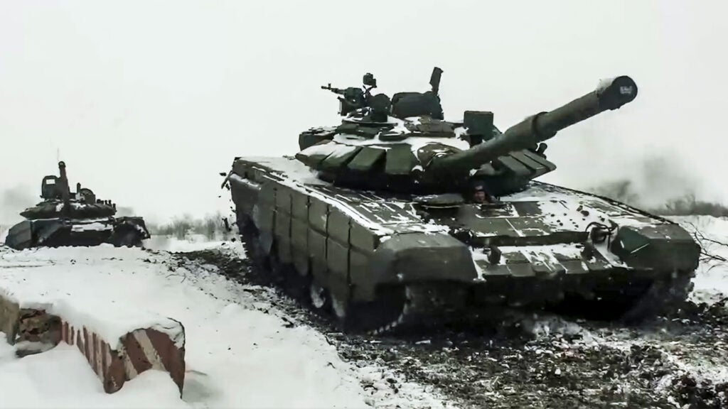 russia tank mud