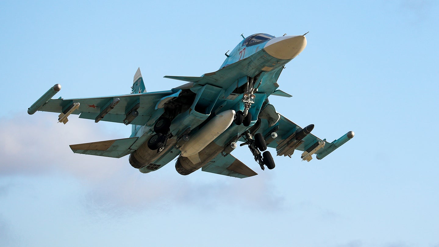 Experts break down why the Russian air force might be hiding