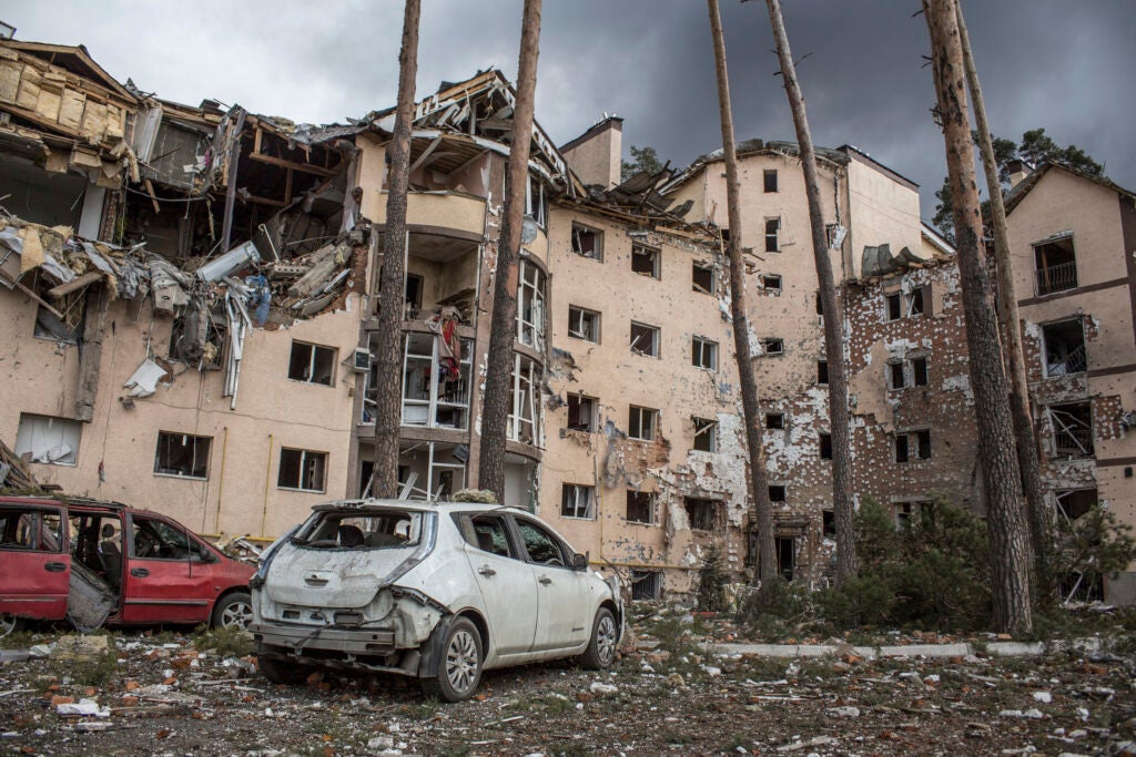 An apartment building damaged following a shelling on the town of Irpin, 26 kilometers west of Kyiv, Ukraine, Friday, March 4, 2022. (AP Photo/Oleksandr Ratushniak)