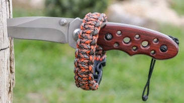 The best paracord bracelets for your everyday carry