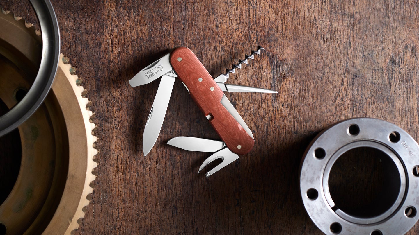 Victorinox marks Swiss Army Knife 125th anniversary with Replica