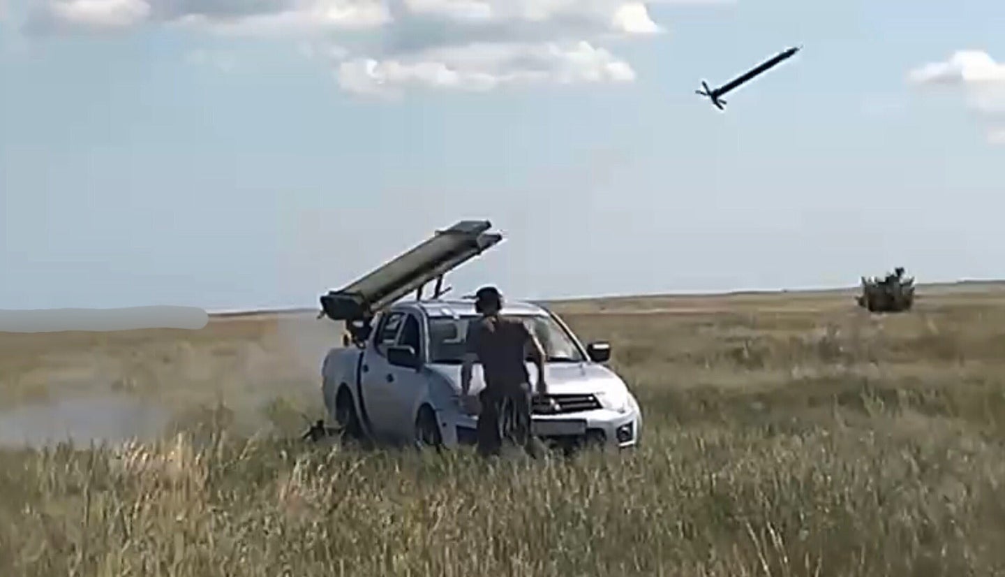 A Mitsubishi L200 technical in Ukraine outfitted with a rocket system. (Image via @bayraktar_1love on Twitter)