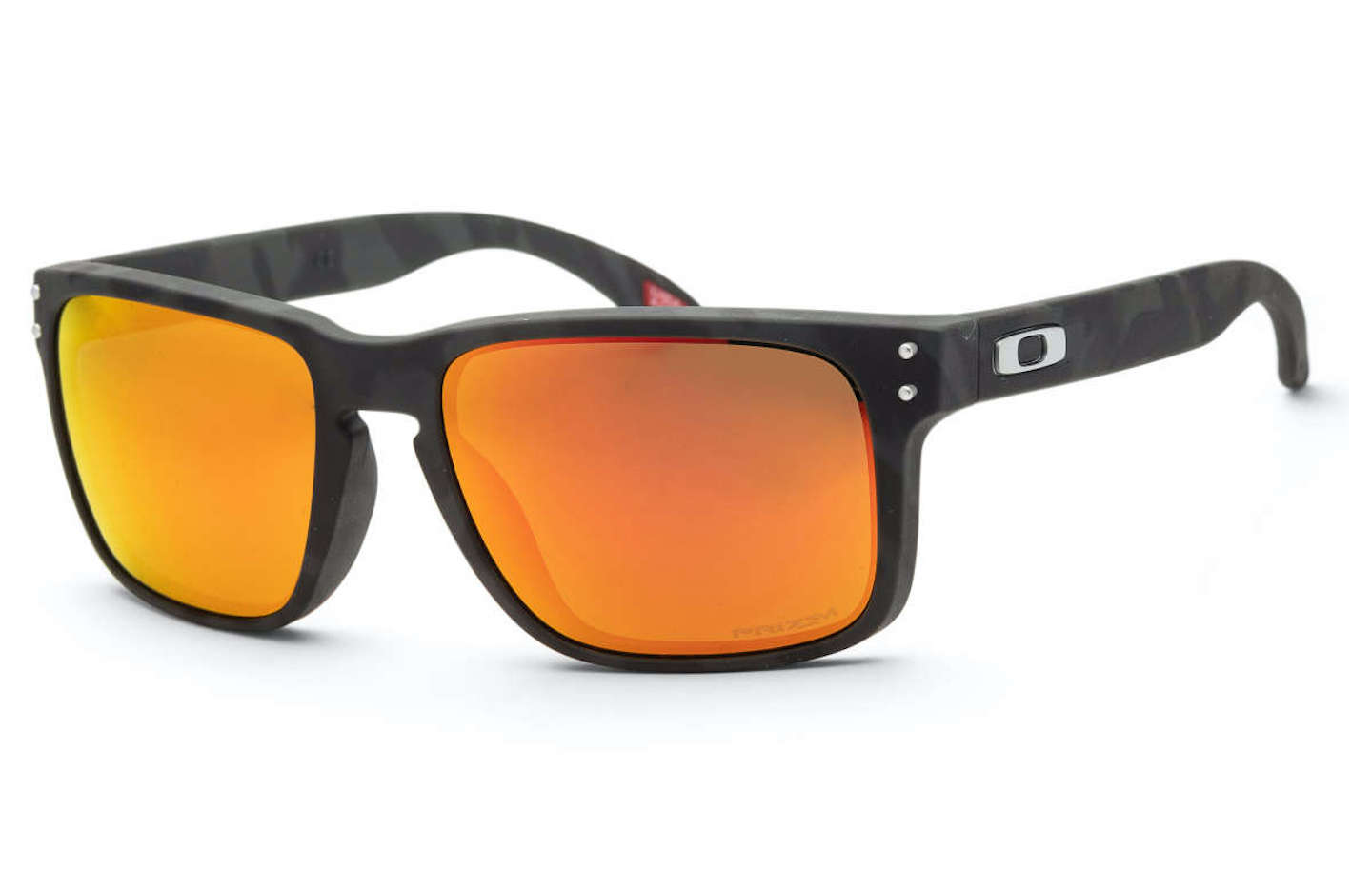 Save more than $50 on sunglasses from Oakley and Ray-Ban at Ashford