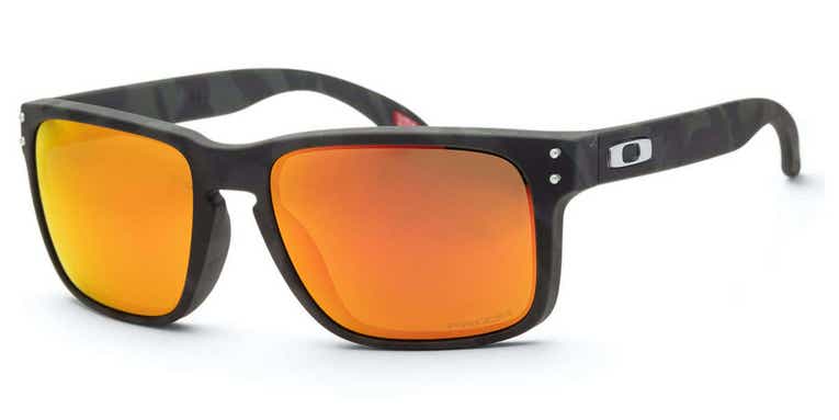 The Gear List: Save more than $50 on the best sunglasses from Oakley and Ray-Ban at Ashford