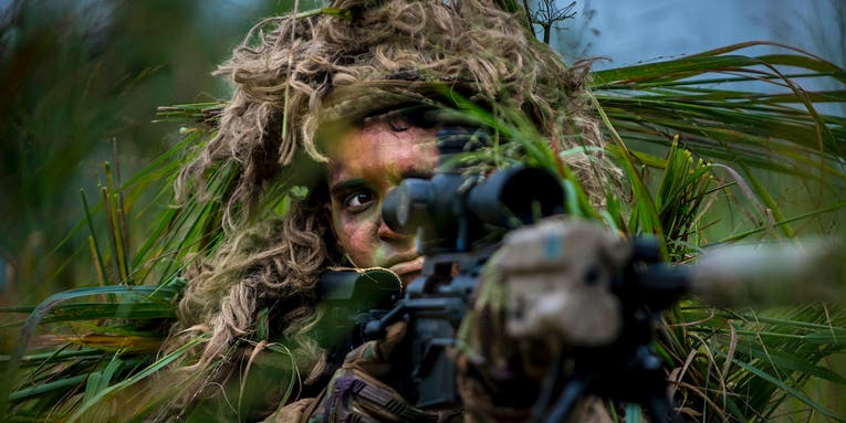 The best ghillie suits according to an Army sniper