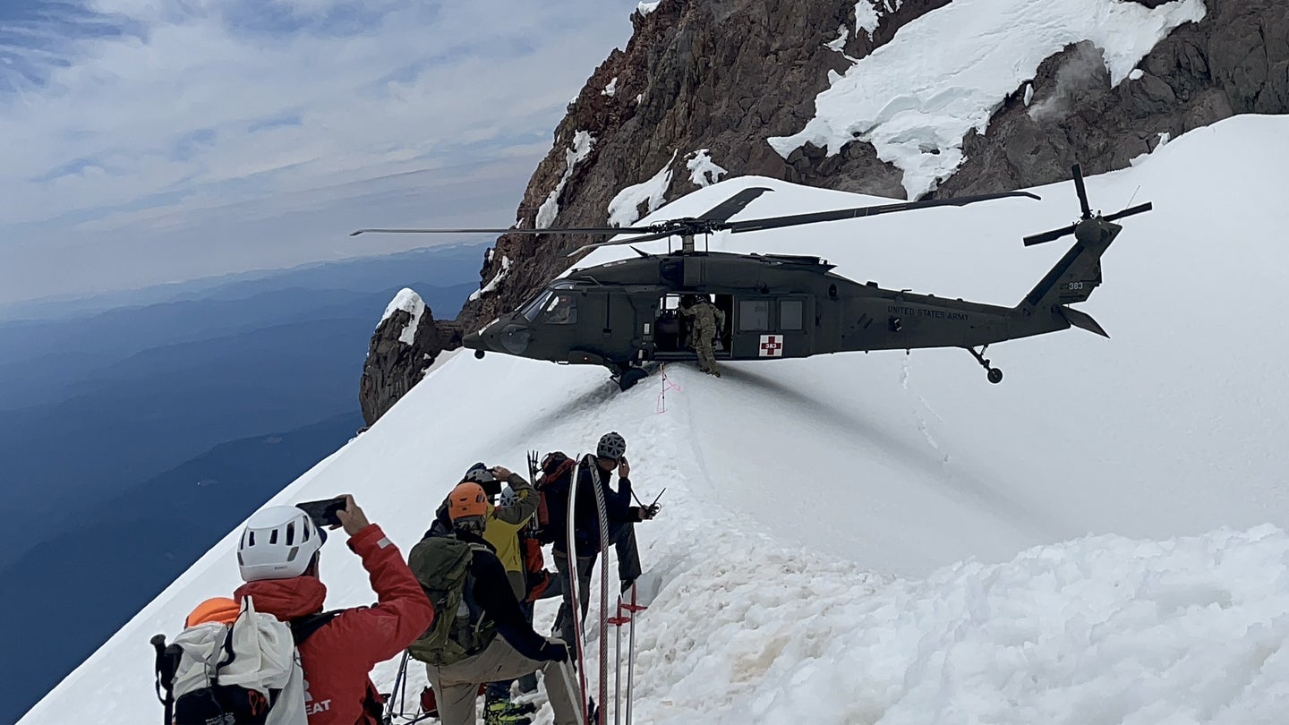 Army pilots expertly land Black Hawk helicopter on knife’s edge ridge to save injured hiker