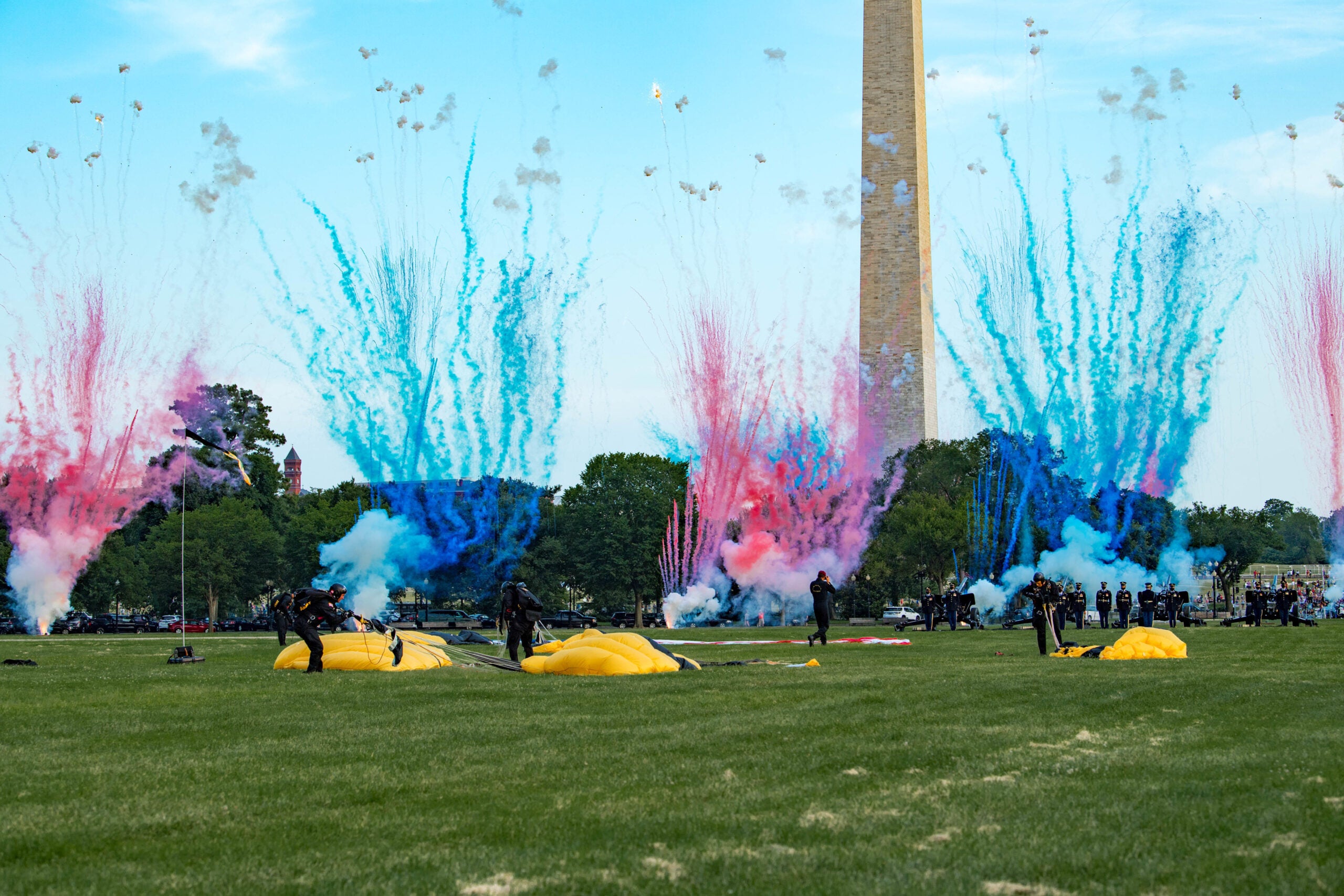 A firework display goes off shortly after a twenty-one cannon salute is fired by the Presidential Salute Battery, 3d U.S. Infantry Regiment (The Old Guard) and the U.S. Army Golden Knights parachuting onto White House grounds during Salute to America July 4, 2020.  The event provided the Department of Defense with an opportunity to demonstrate the capabilities and professionalism of the Armed Forces. (U.S. Army Photo by Sgt. Kevin Roy)