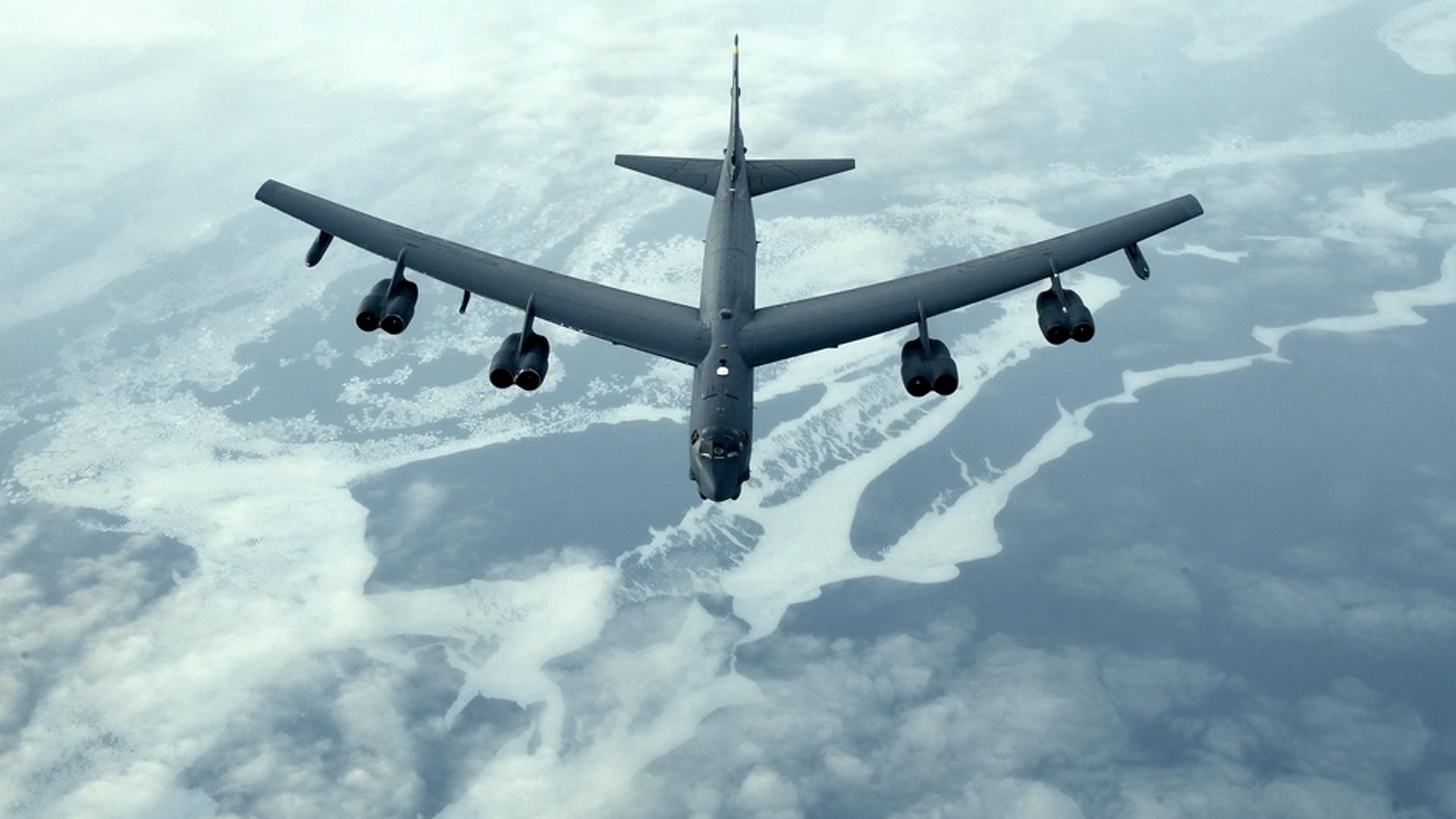 Watch an Air Force B-52 Stratofortress go toe-to-toe with a flock of birds
