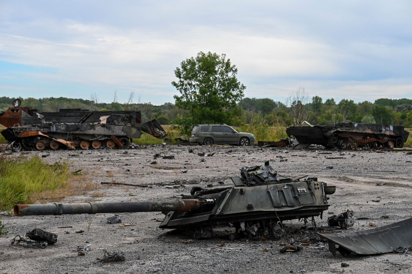 This photograph taken in Balakliya, Kharkiv region, on September 10, 2022 shows a destroyed military tank. - Ukrainian forces said September 10, 2022 they had entered the town of Kupiansk in eastern Ukraine, dislodging Russian troops from a key logistics hub in a lightning counter-offensive that has seen swathes of territory recaptured. (Photo by JUAN BARRETO/AFP via Getty Images)