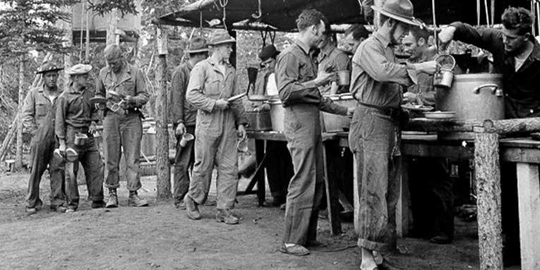 Mincemeat and stewed prunes: the best and worst from the Army’s 1942 cookbook