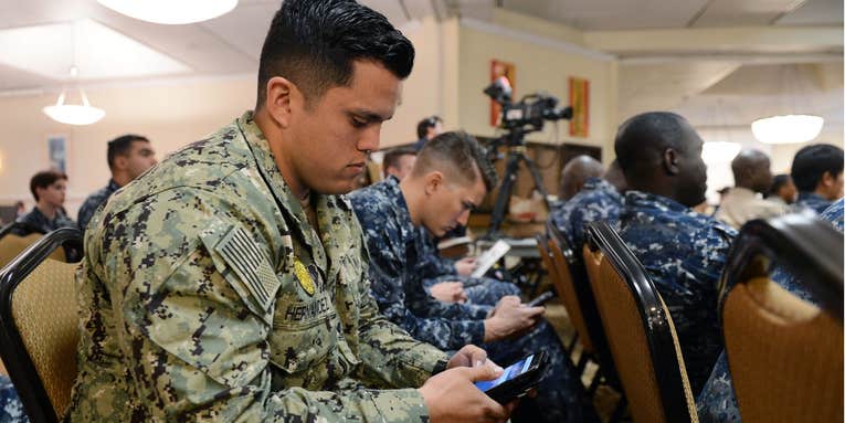 The US military is still struggling to figure out social media