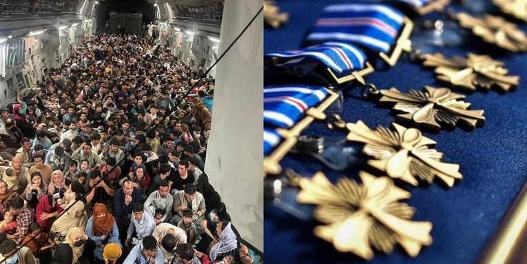 Air Force C-17 crew receives Distinguished Flying Cross for hauling record 823 people to safety during Kabul airlift