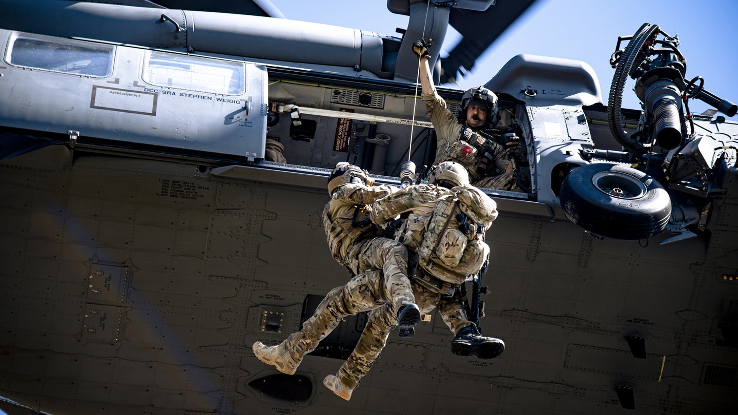 Airmen assigned to the 41st Rescue Squadron and 38th Rescue Squadron conduct hoist training at Grand Bay Bombing and Gunnery Range, Moody Air Force Base, Georgia, March 17, 2022 (Staff Sgt. Devin Boyer/U.S. Air Force)