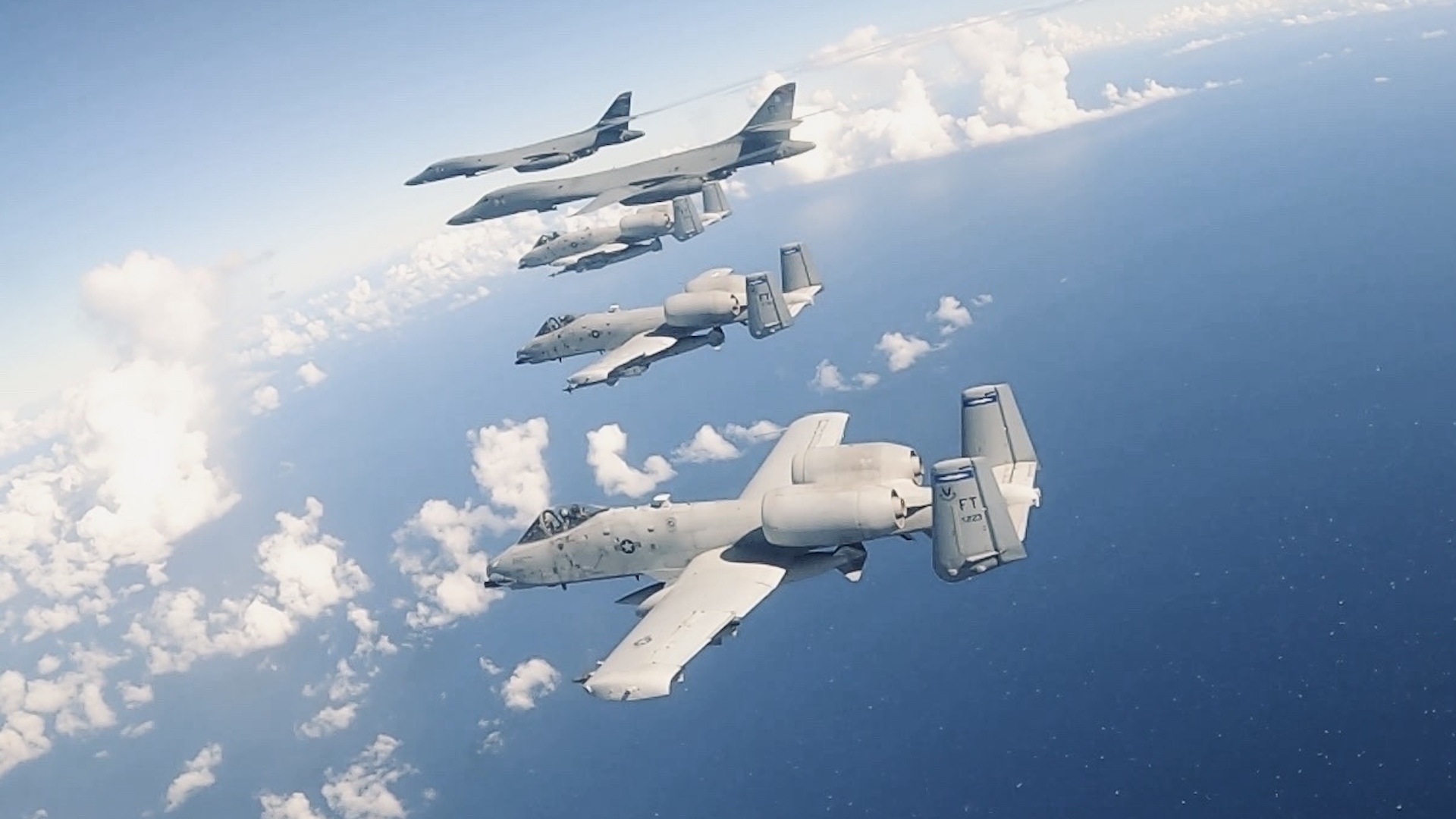 Old Air Force A-10 Warthog learns new trick: Covering fire for B-1B bombers