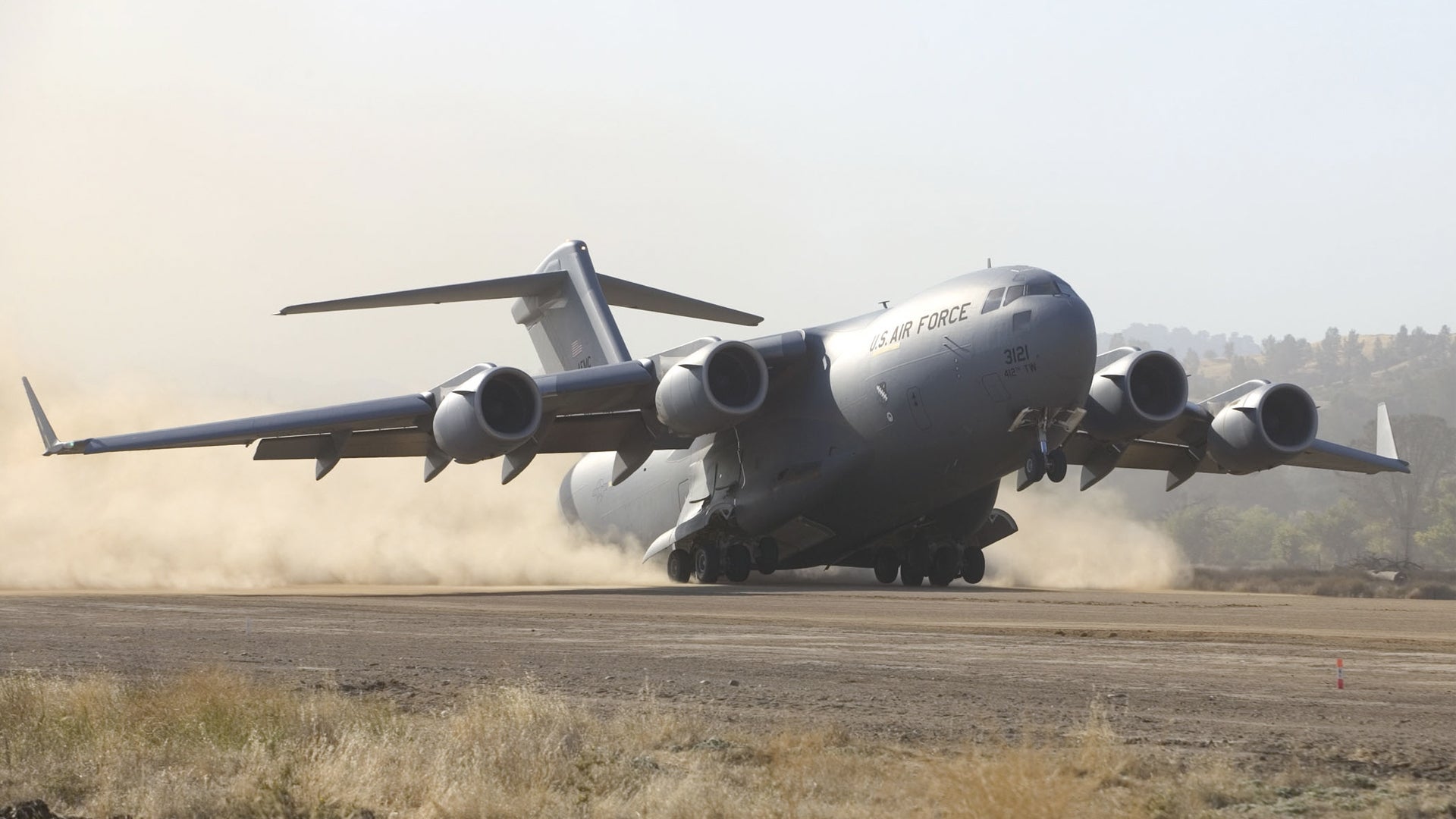 The Air Force is beefing with an Oklahoma airport over whether a chonky C-17 tore up its runway