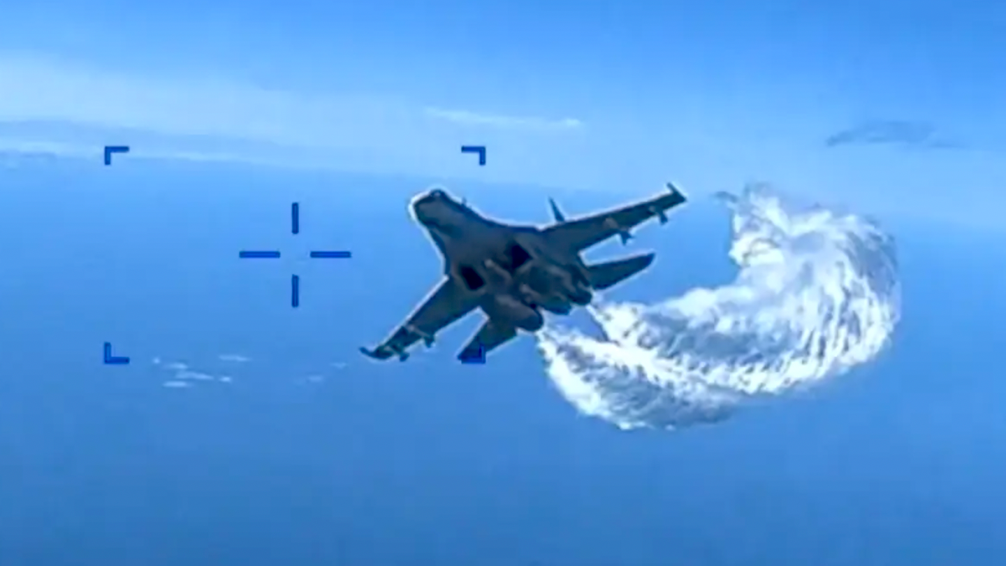 Russian Su-27 fighter jet intercepts mq-9 reaper drone black sea