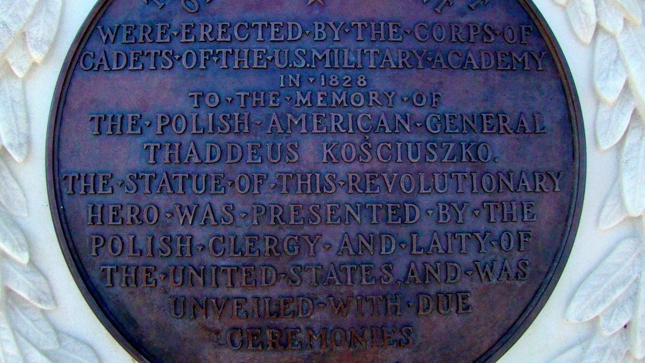 A dedication at the base of the Kosciuszko monument at West Point, where the time capsule was discovered. (Ahodges7, Public domain, via Wikimedia Commons)