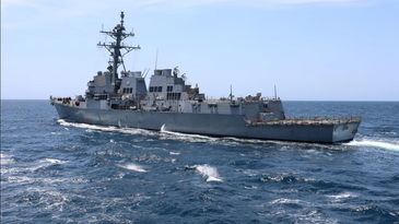 US Navy stops pirates off Yemen, two missiles land near destroyer