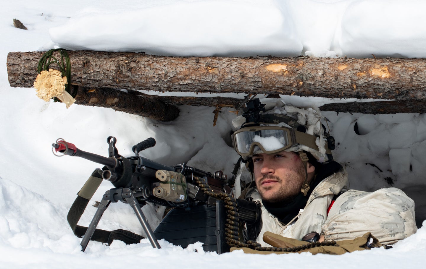 alaska army airborne snow soldier