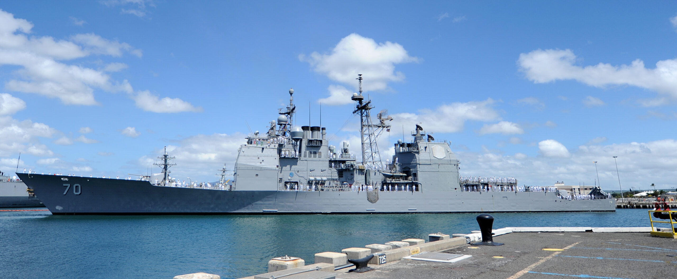The guided missile cruiser USS Lake Erie (CG 70) returns to Joint Base Pearl Harbor-Hickam Hawaii, June 16, 2014, from a four-month deployment. (U.S. Navy photo by Mass Communication Specialist 2nd Class Tiarra Fulgham/Released)