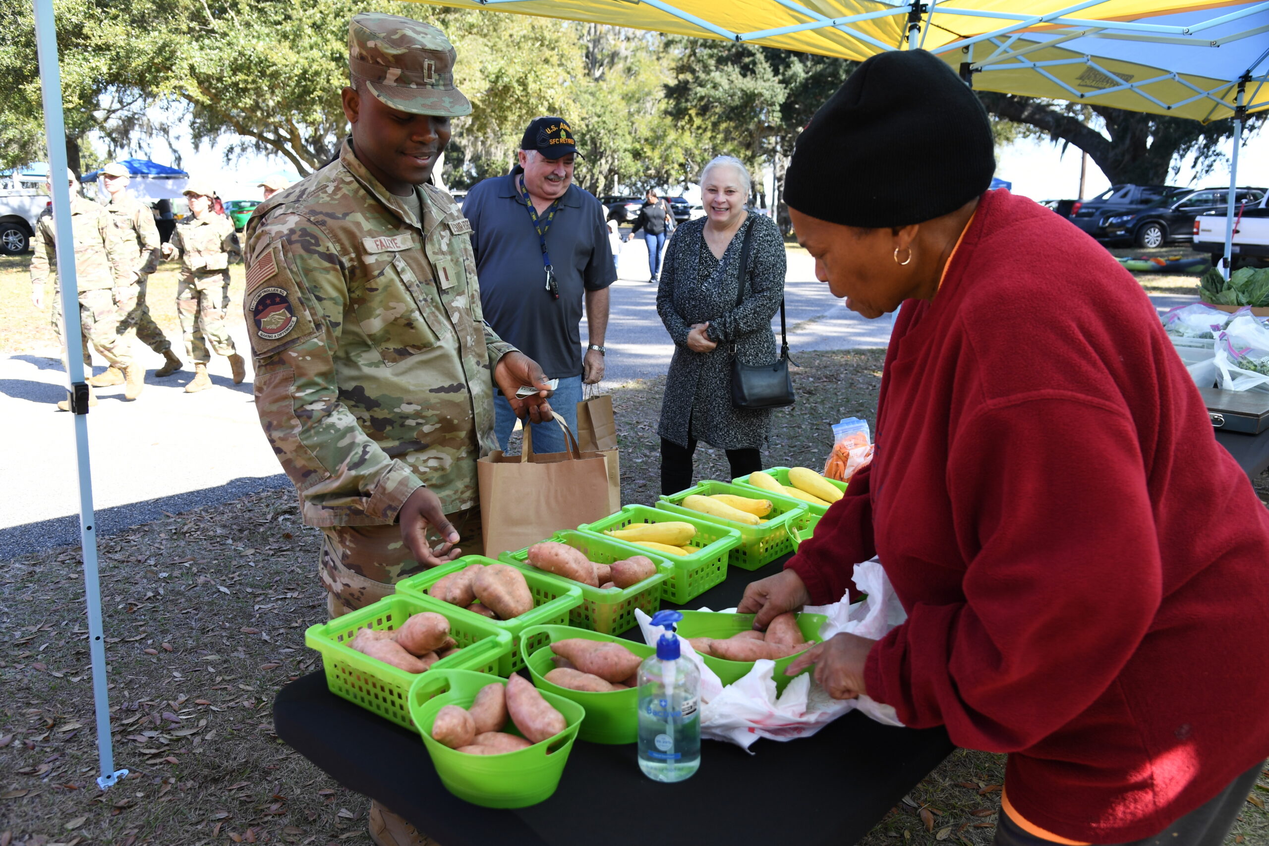 farmers market army