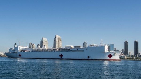 Navy sends hospital ship to Los Angeles to lighten the load for doctors swamped by COVID-19