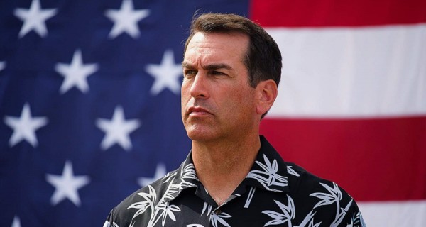 5 Questions Only A Veteran Would Ask Rob Riggle