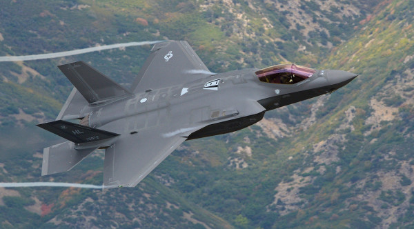 The Cost Of The Air Force’s F-35 Is Supposed To Drop By 2019