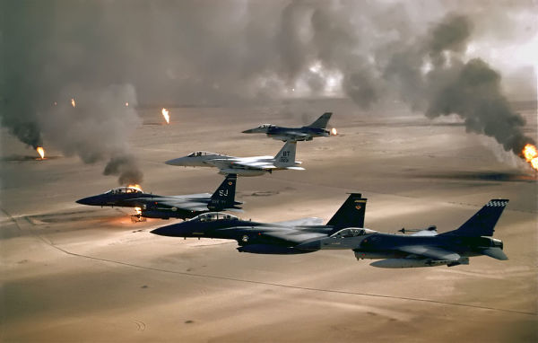 This Gulf War footage of an F-16 dodging 6 Iraqi missiles is insane