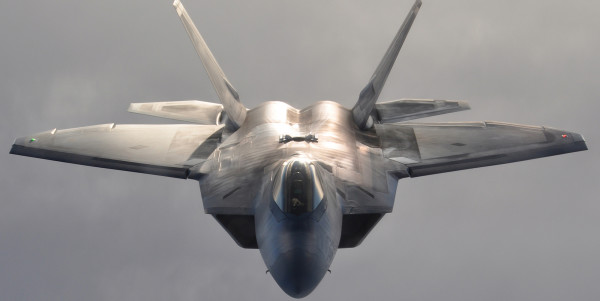 5 Reasons An F-22 Raptor Restart Is A Terrible Idea