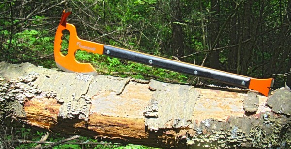 This Badass Tomahawk Will Make You Long For The Zombie Apocalypse